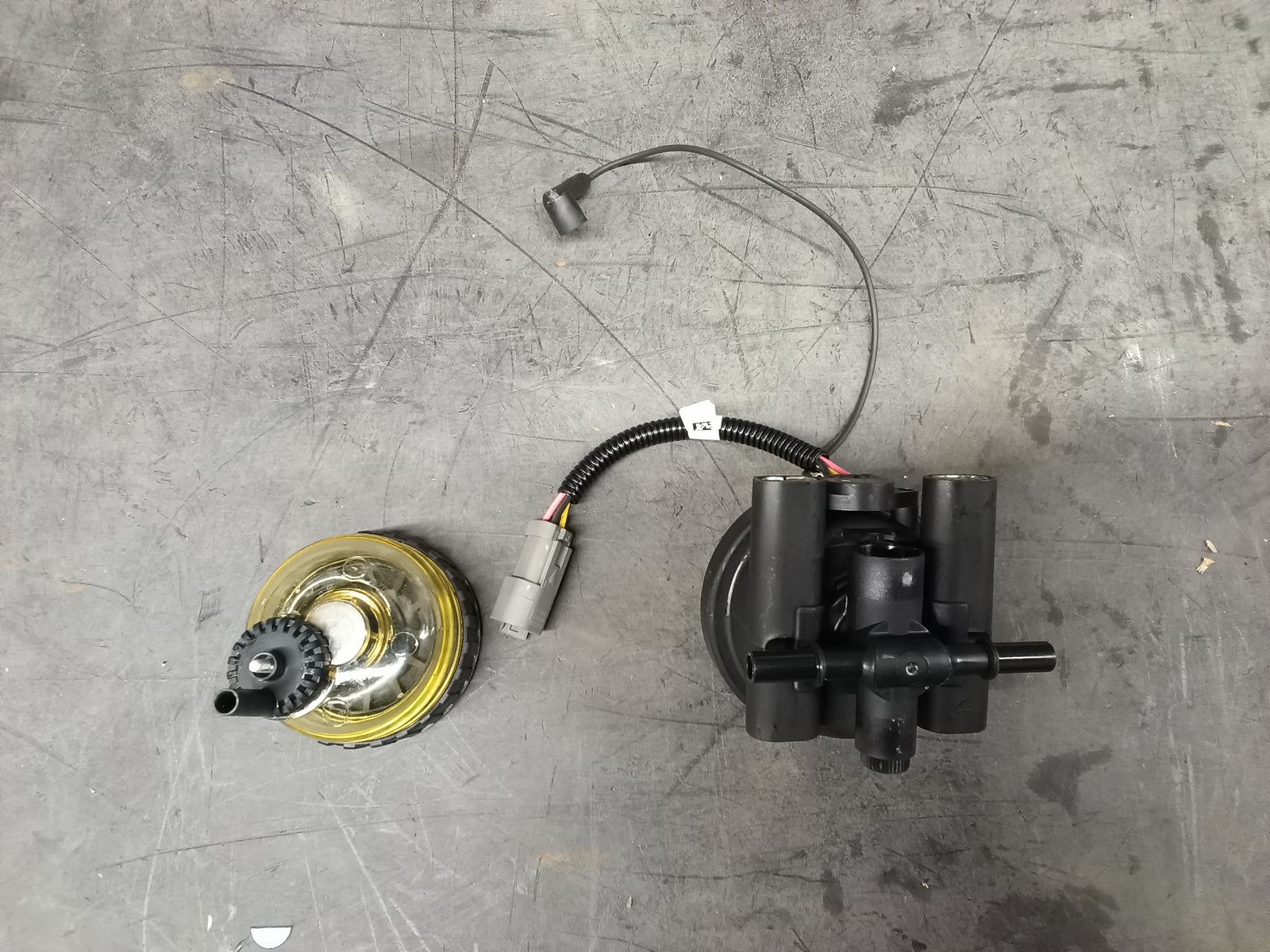 16255692 - Fuel Filter Housing
